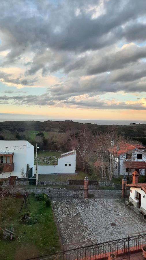 La Casona De Villanueva De Pria Luaran gambar